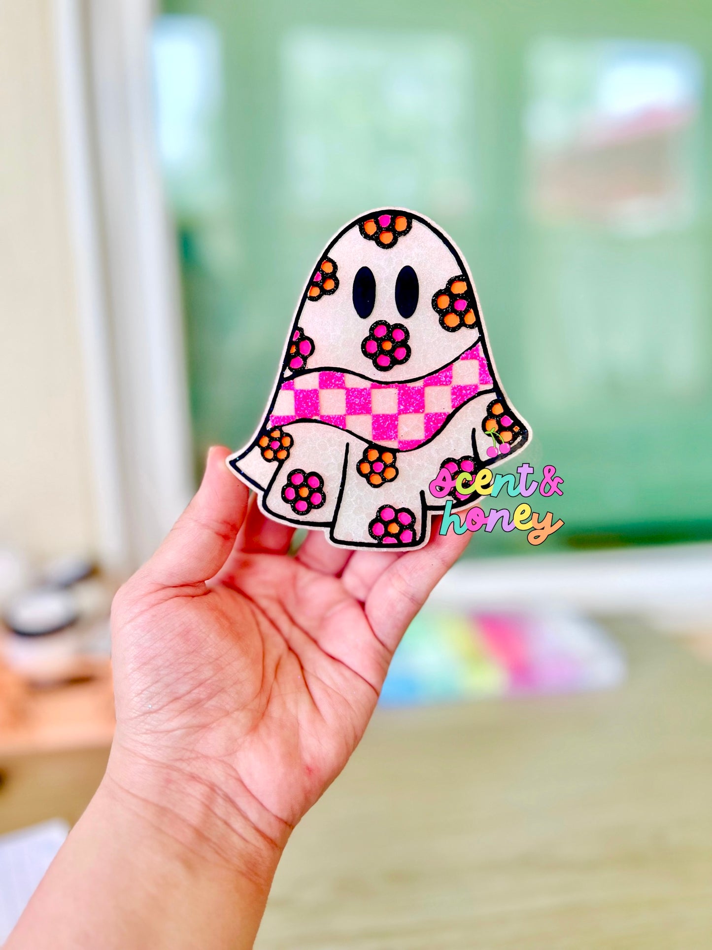 Floral Checkered Ghosty Freshie